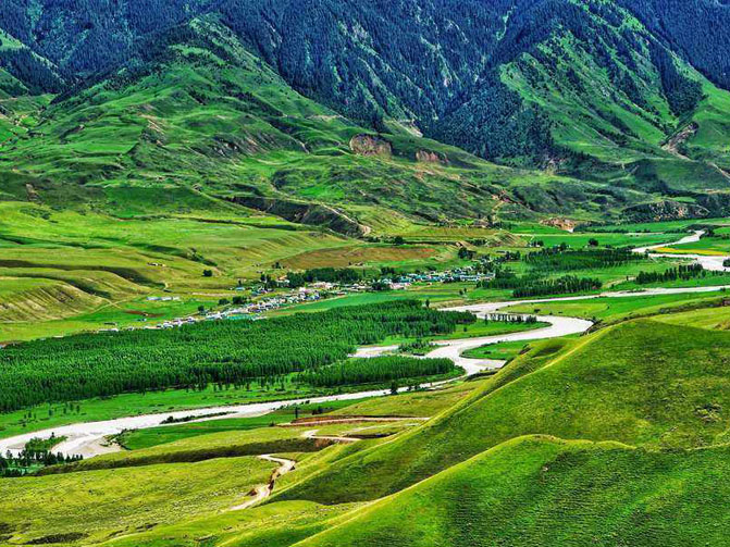 7月份的伊犁是新疆封神级别的夏天